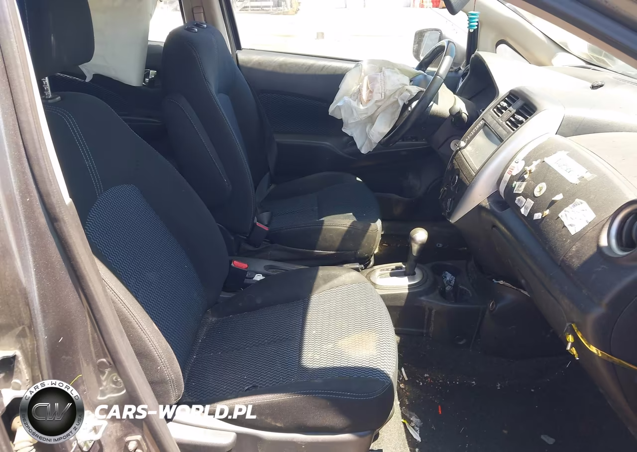2019 Nissan Versa Note Sv VIN:3N1CE2CP0KL358176 - 5