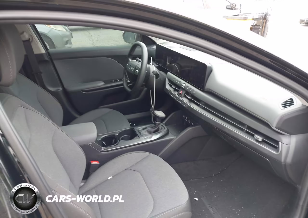 2025 Kia K4 Lxs VIN:3KPFT4DE2SE236013 - 5