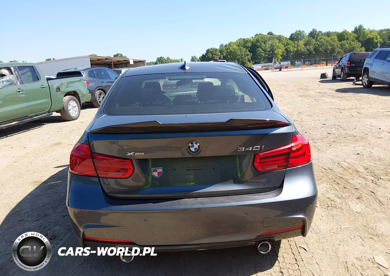 2017 BMW 340I xDrive VIN:WBA8B7G31HNU38298 - 16