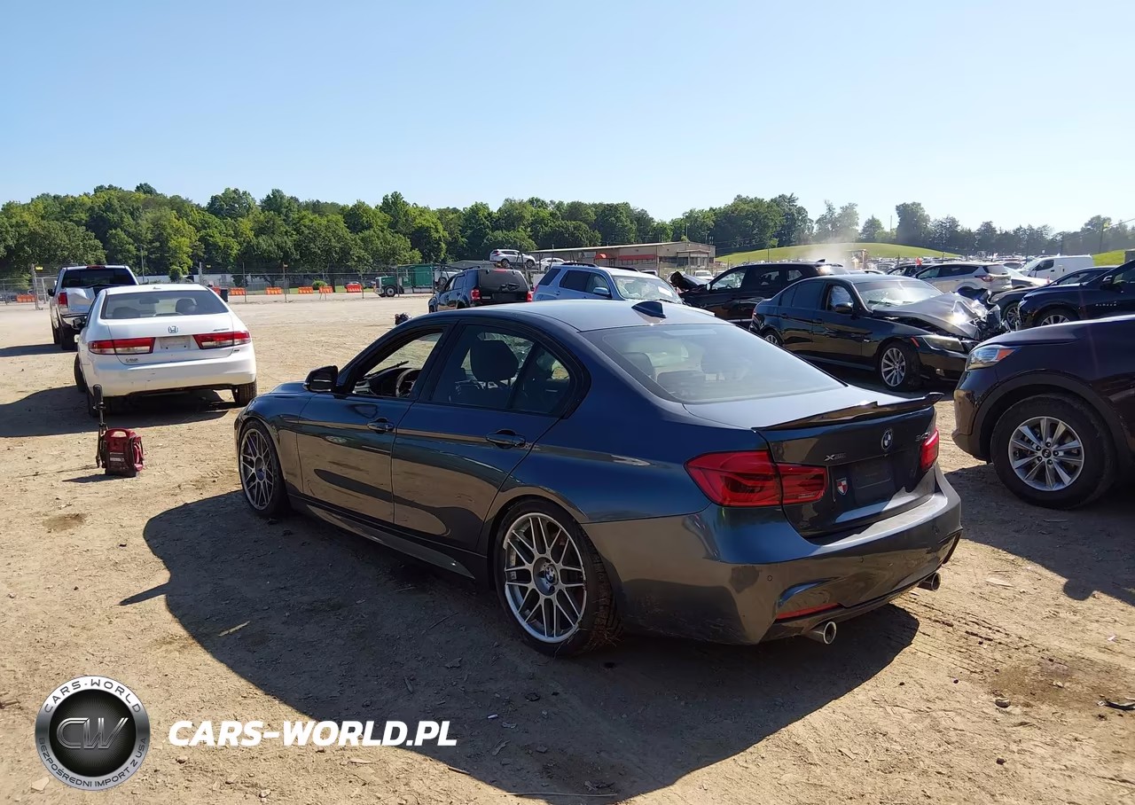 2017 BMW 340I xDrive VIN:WBA8B7G31HNU38298 - 3