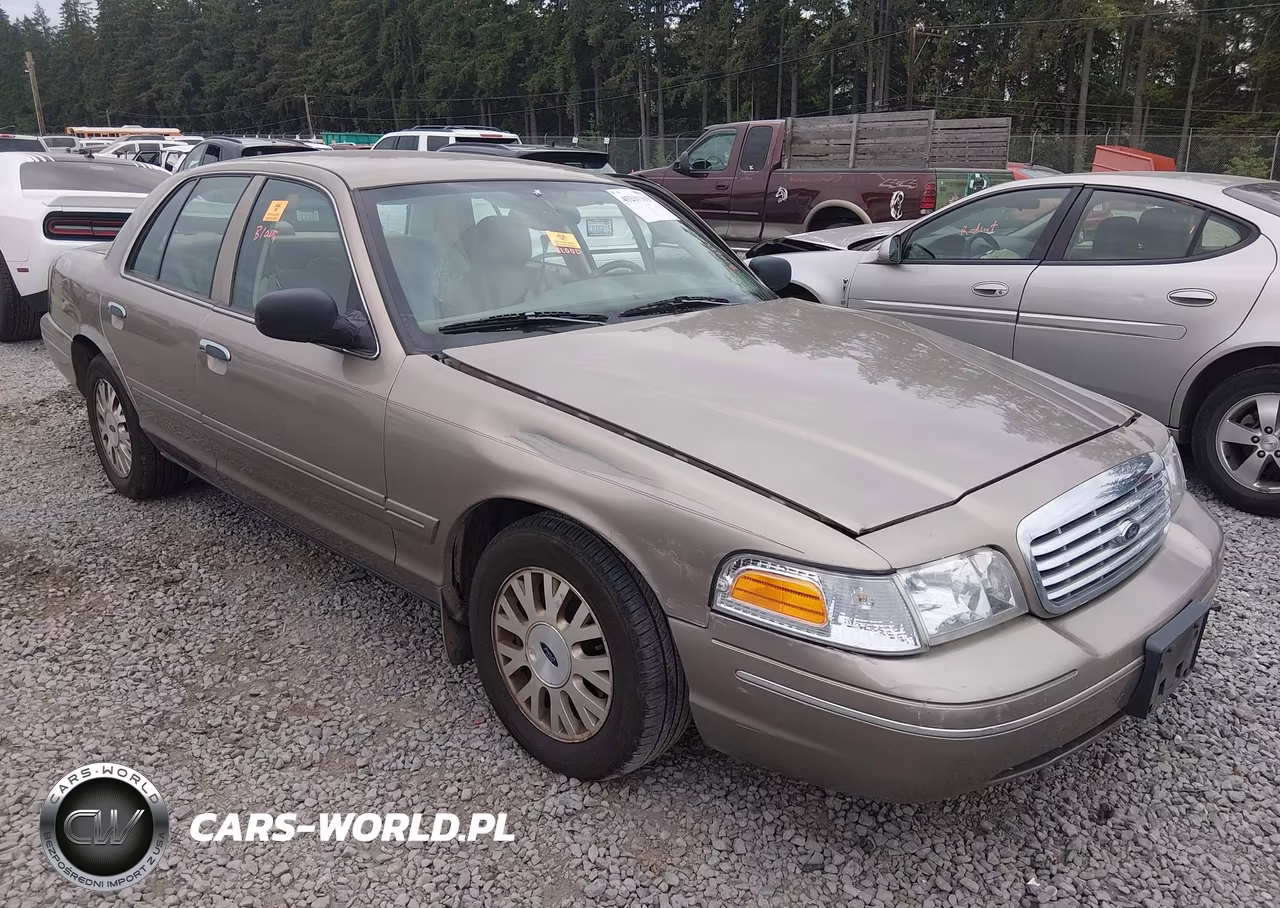 2004 Ford Crown Victoria Lx