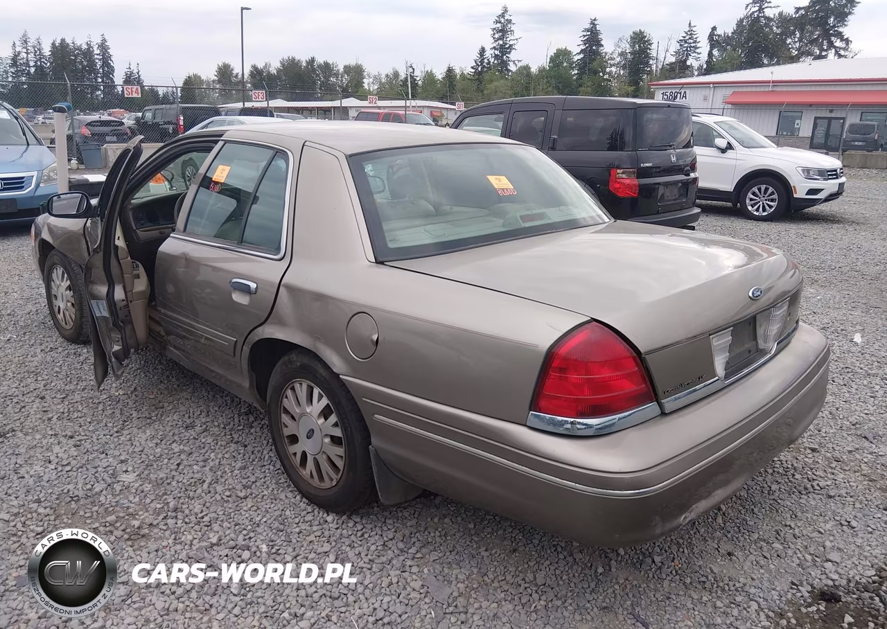 2004 Ford Crown Victoria Lx VIN:2FAFP74W84X157933 - 3