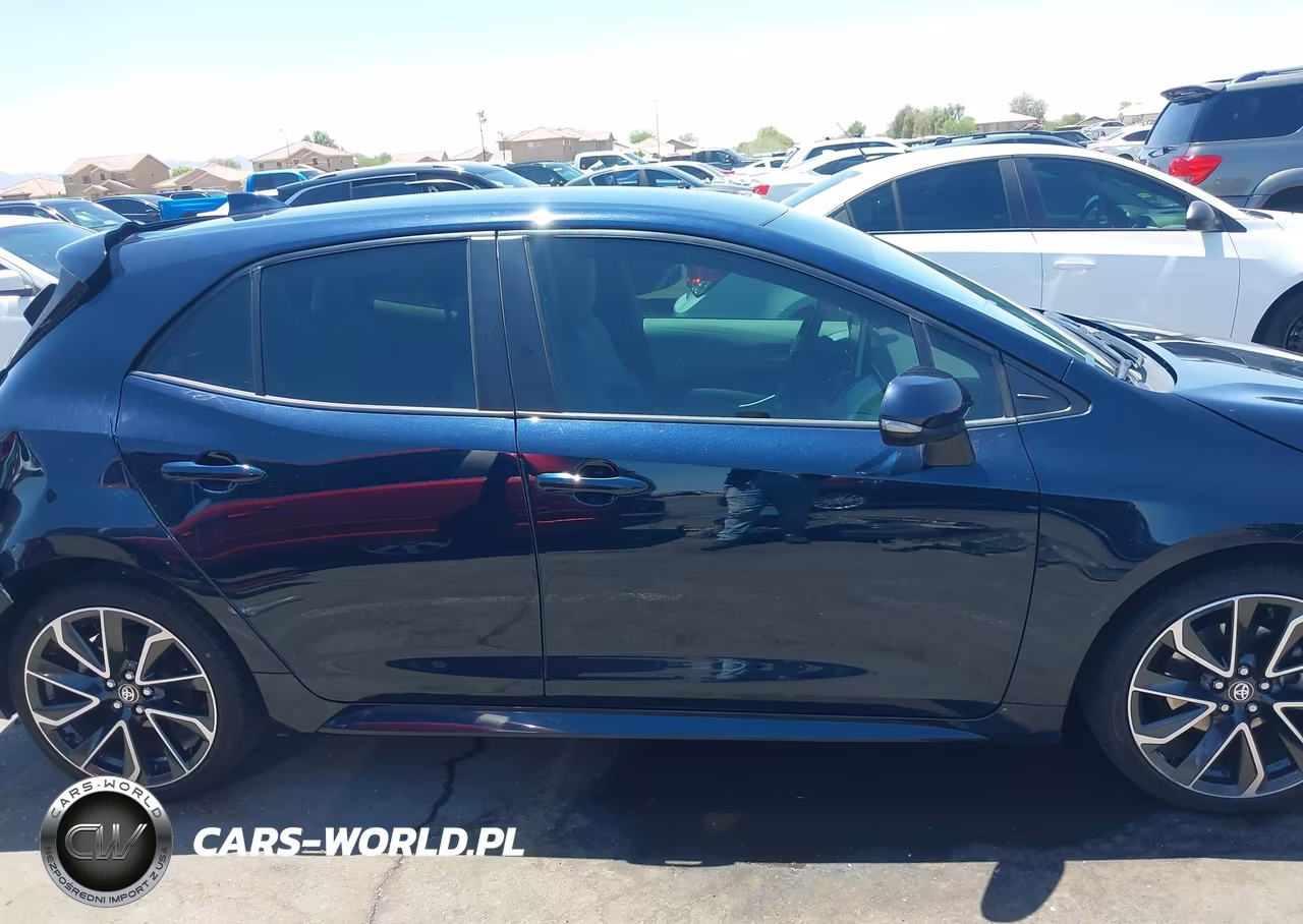2022 Toyota Corolla Xse VIN:JTNC4MBE3N3173854 - 13
