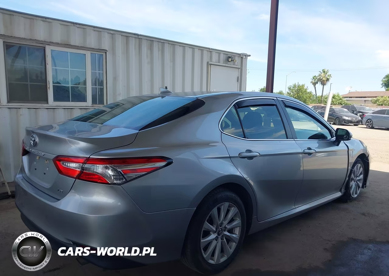 2019 Toyota Camry Le VIN:4T1B11HK4KU719843 - 13