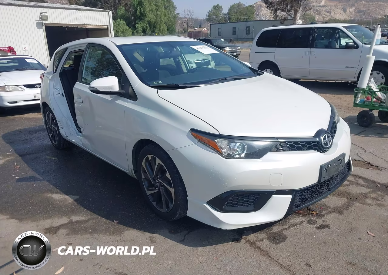 2016 Scion Im – zdjęcie 1 z 17