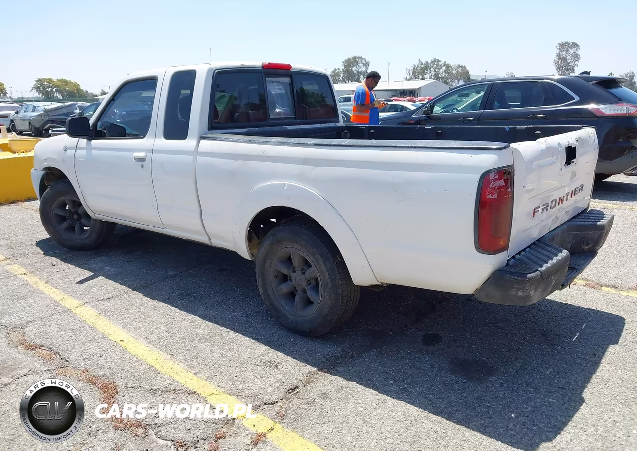 2001 Nissan Frontier Xe VIN:1N6DD26S61C330846 - 3