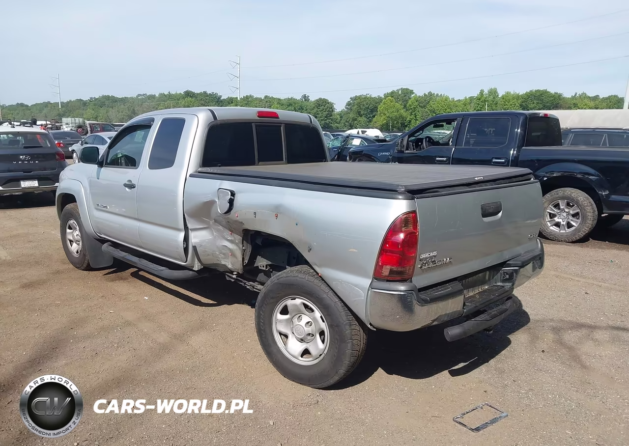 2008 Toyota Tacoma VIN:5TEUX42N38Z475621 - 3