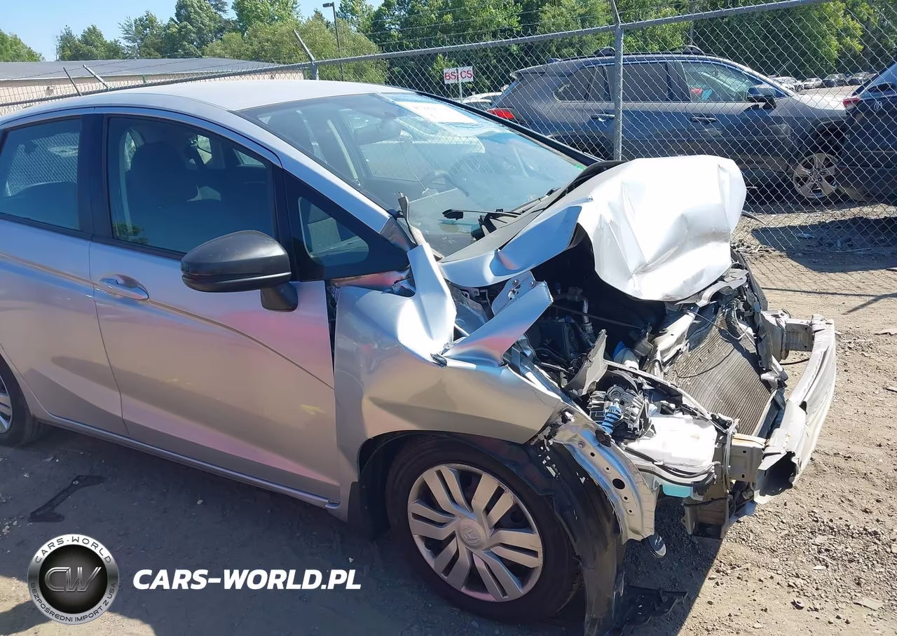 2015 Honda Fit Lx VIN:3HGGK5H59FM754589 - 18