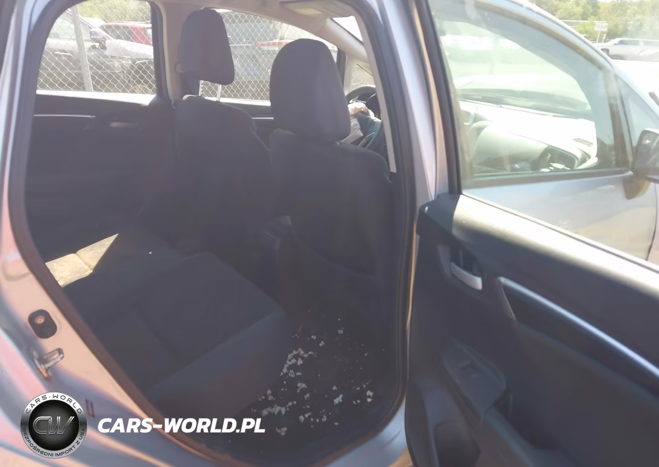 2015 Honda Fit Lx VIN:3HGGK5H59FM754589 - 8