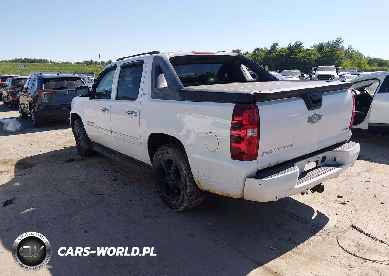 2010 Chevrolet Avalanche 1500 Ltz VIN:3GNVKGE09AG156446 - 3