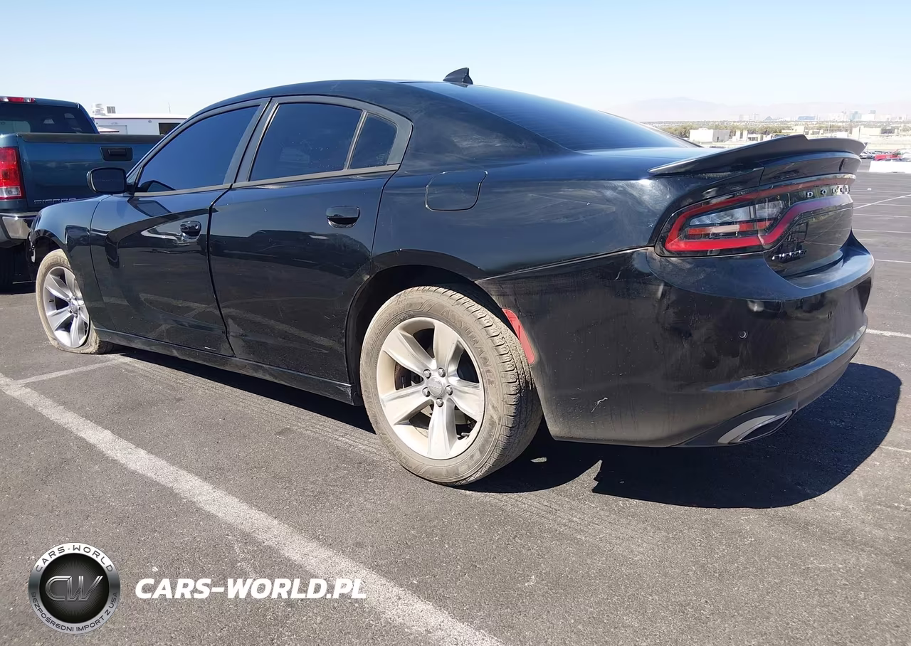 2018 Dodge Charger Sxt Plus Rwd VIN:2C3CDXHG5JH323344 - 3