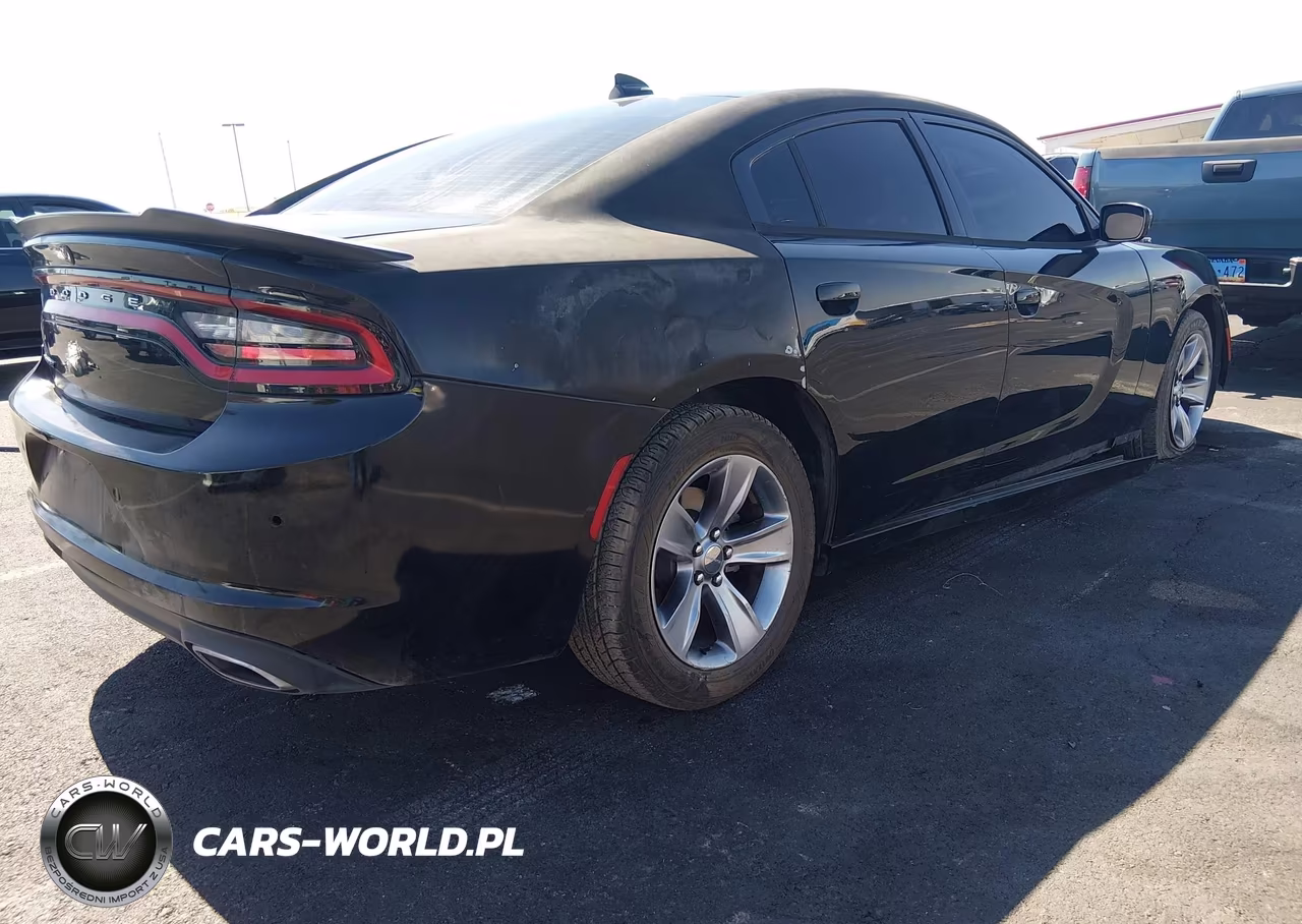 2018 Dodge Charger Sxt Plus Rwd VIN:2C3CDXHG5JH323344 - 4
