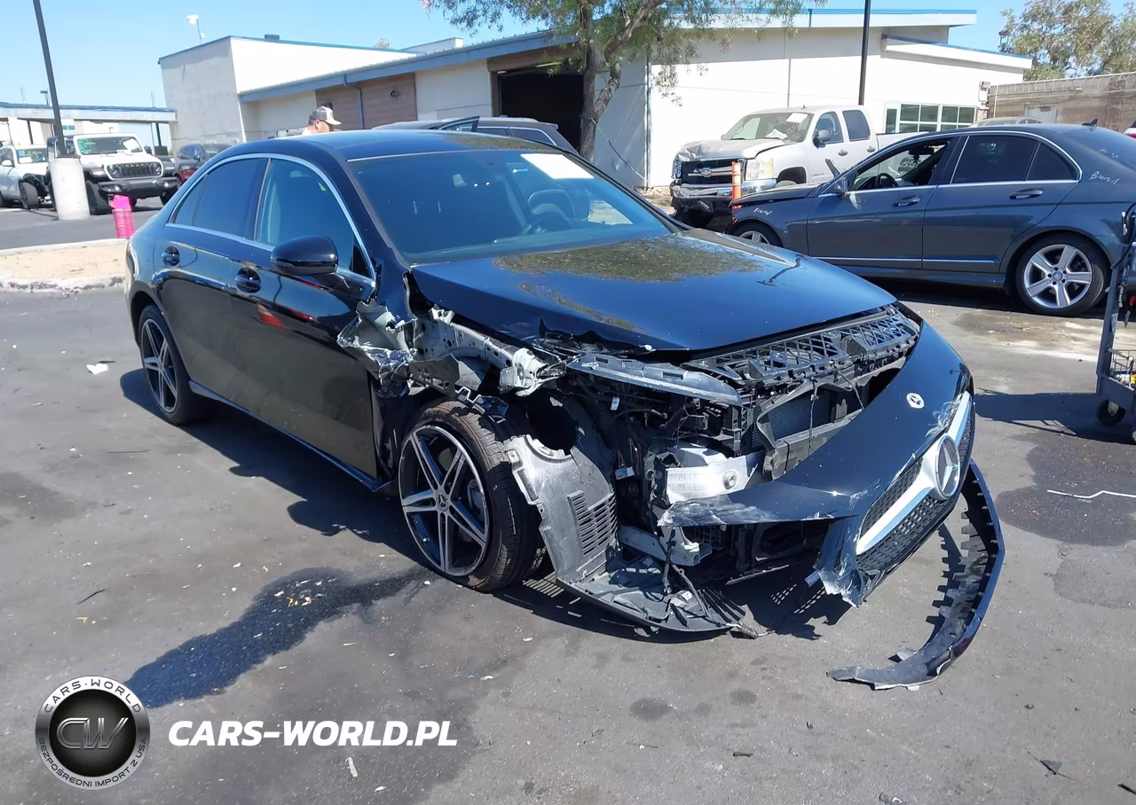2019 Mercedes-Benz A 220 – zdjęcie 1 z 16