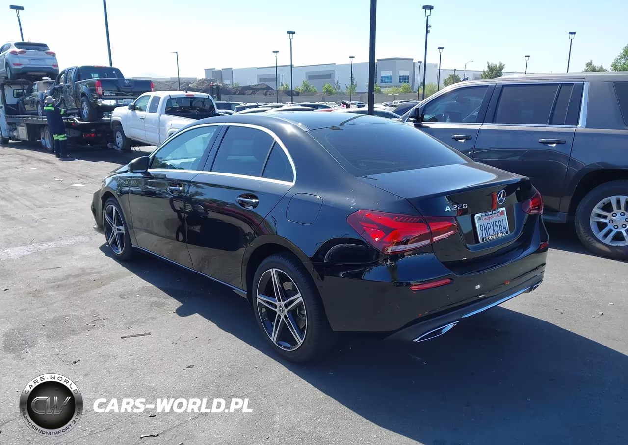 2019 Mercedes-Benz A 220 VIN:WDD3G4EB5KW017294 - 3