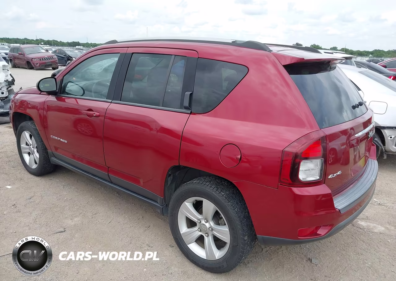 2015 Jeep Compass Sport VIN:1C4NJDBBXFD269052 - 3