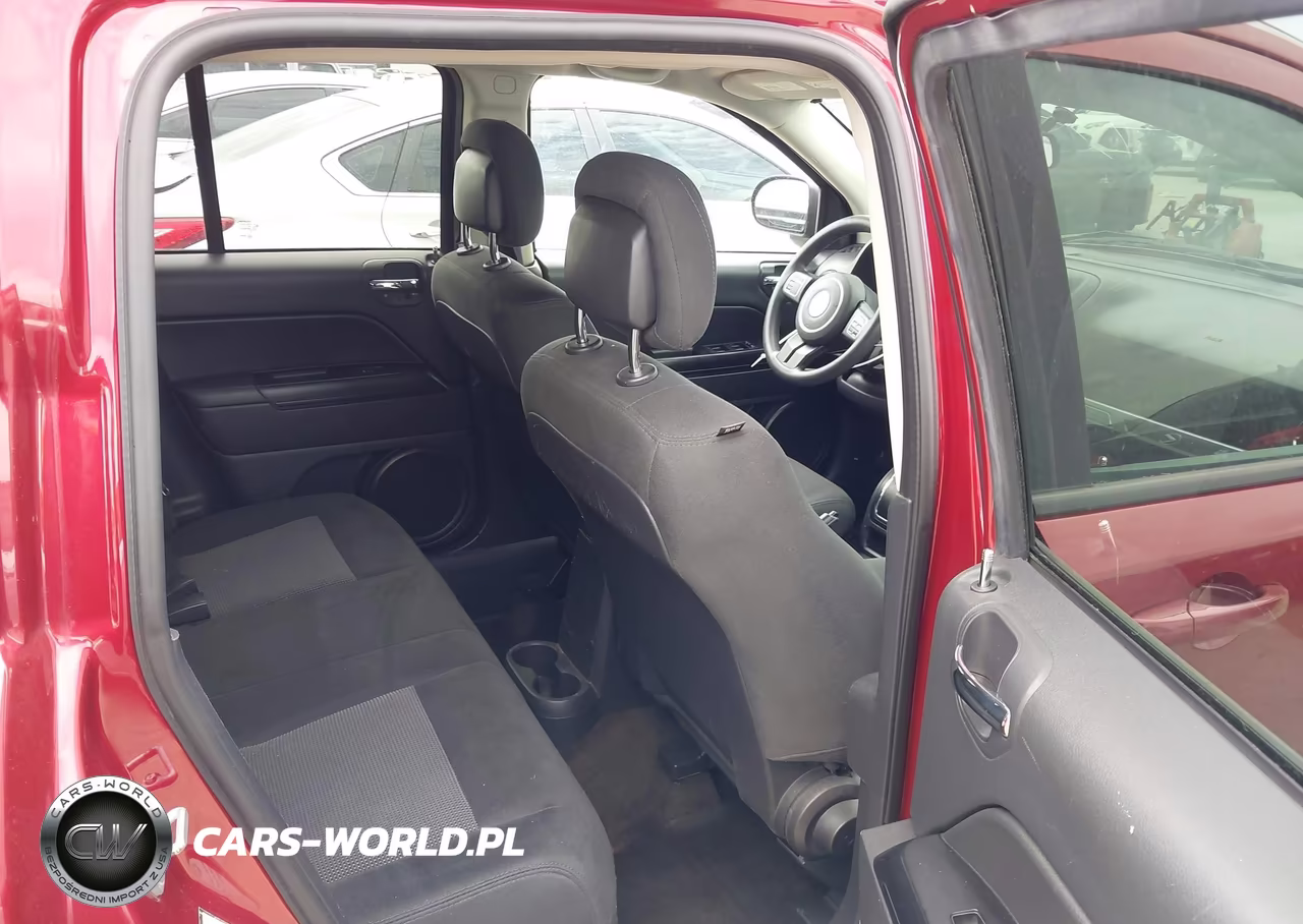 2015 Jeep Compass Sport VIN:1C4NJDBBXFD269052 - 8
