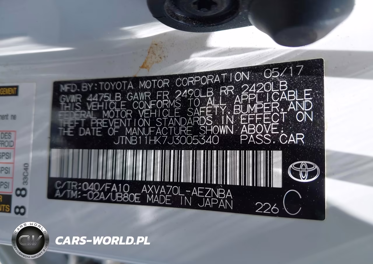 2018 Toyota Camry Le VIN:JTNB11HK7J3005340 - 9
