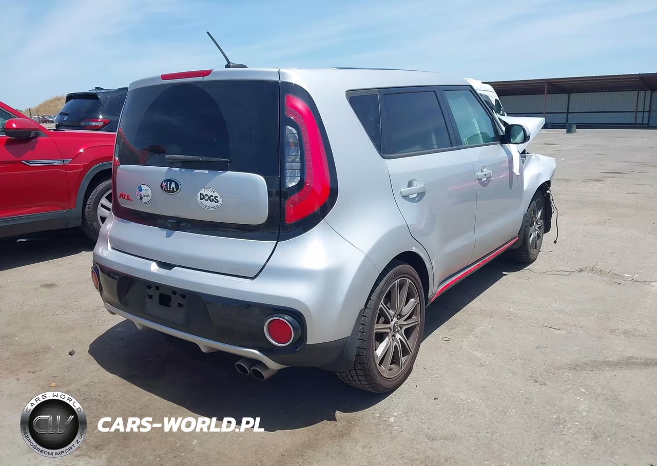 2018 Kia Soul ! VIN:KNDJX3AA9J7537709 - 4