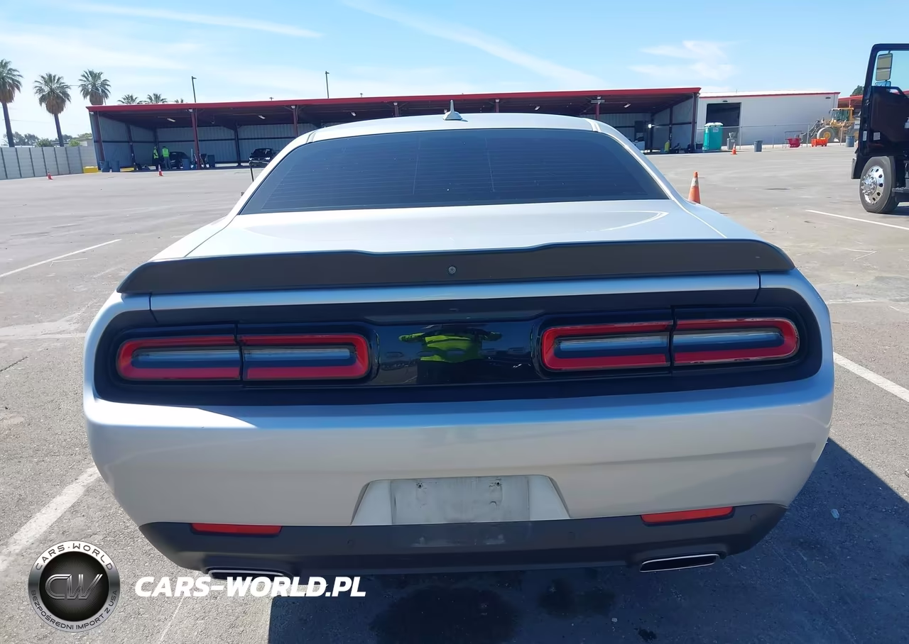 2020 Dodge Challenger Sxt VIN:2C3CDZAG2LH165246 - 16