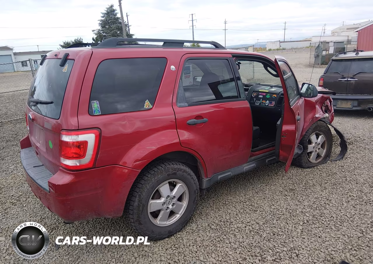 2011 Ford Escape Xlt VIN:1FMCU9D73BKC11418 - 4