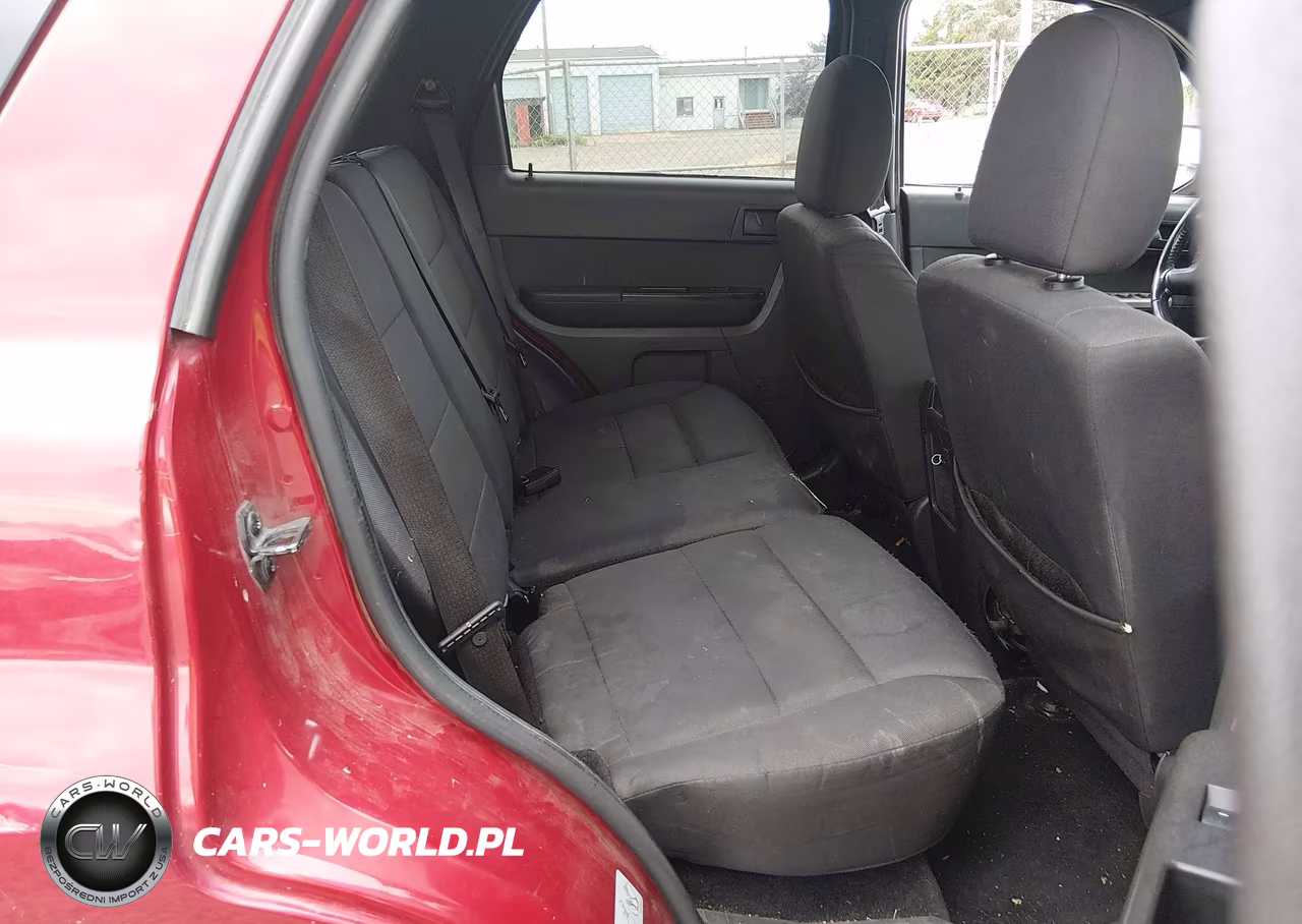 2011 Ford Escape Xlt VIN:1FMCU9D73BKC11418 - 8