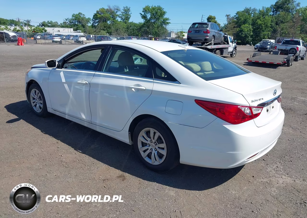 2012 Hyundai Sonata Gls VIN:5NPEB4AC9CH456120 - 3