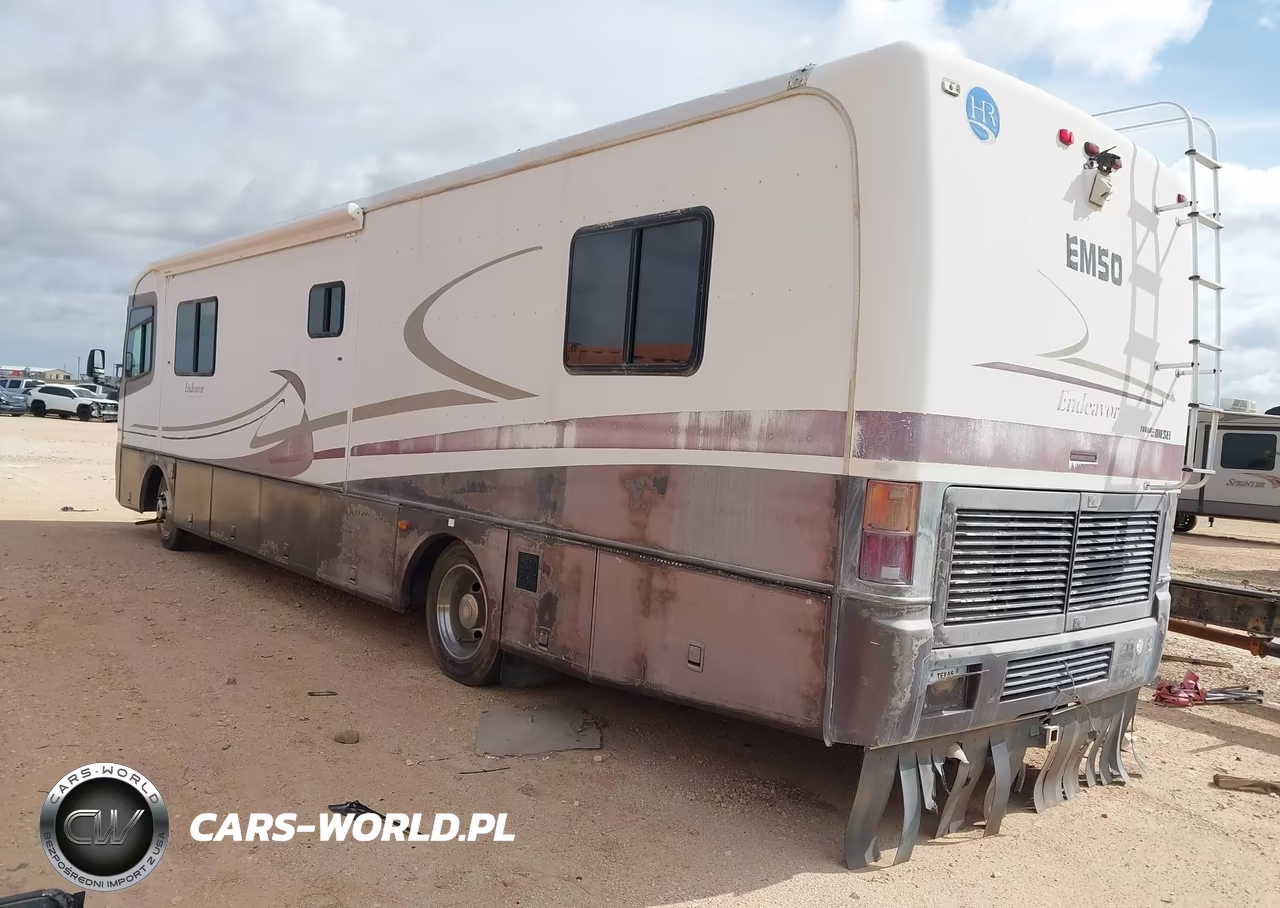 1997 Freightliner Chassis X Line Motor Home VIN:4UZ6XFBC6VC893129 - 3