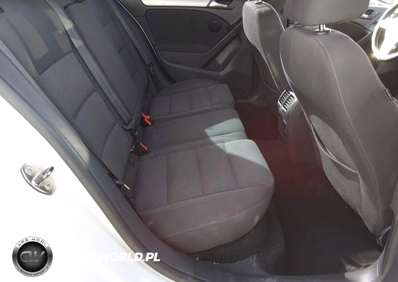 2012 Volkswagen Golf Tdi 4-Door VIN:WVWDM7AJ8CW157315 - 8