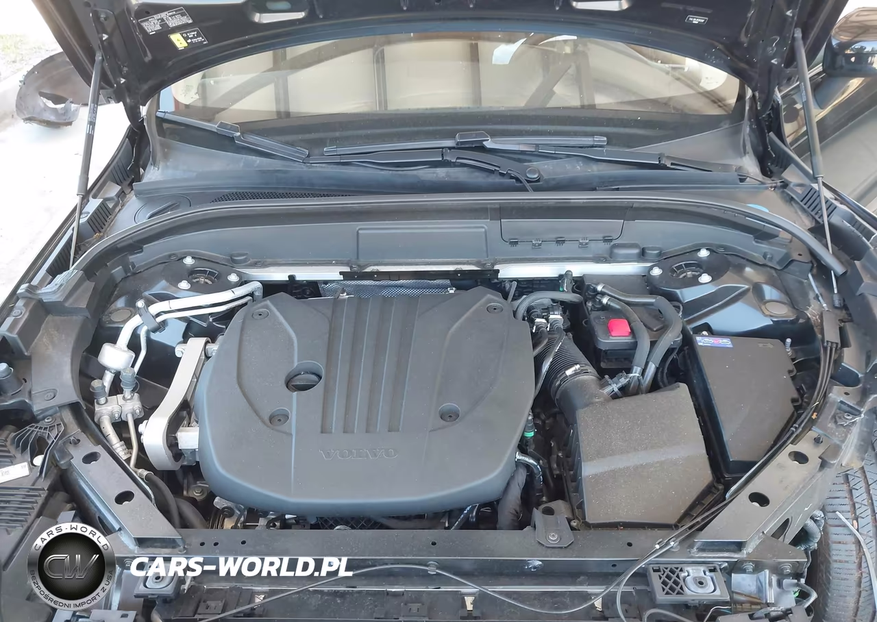 2024 Volvo Xc60 B5 Plus Dark Theme VIN:YV4L12RL0R1855997 - 10