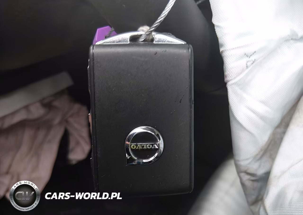 2024 Volvo Xc60 B5 Plus Dark Theme VIN:YV4L12RL0R1855997 - 11