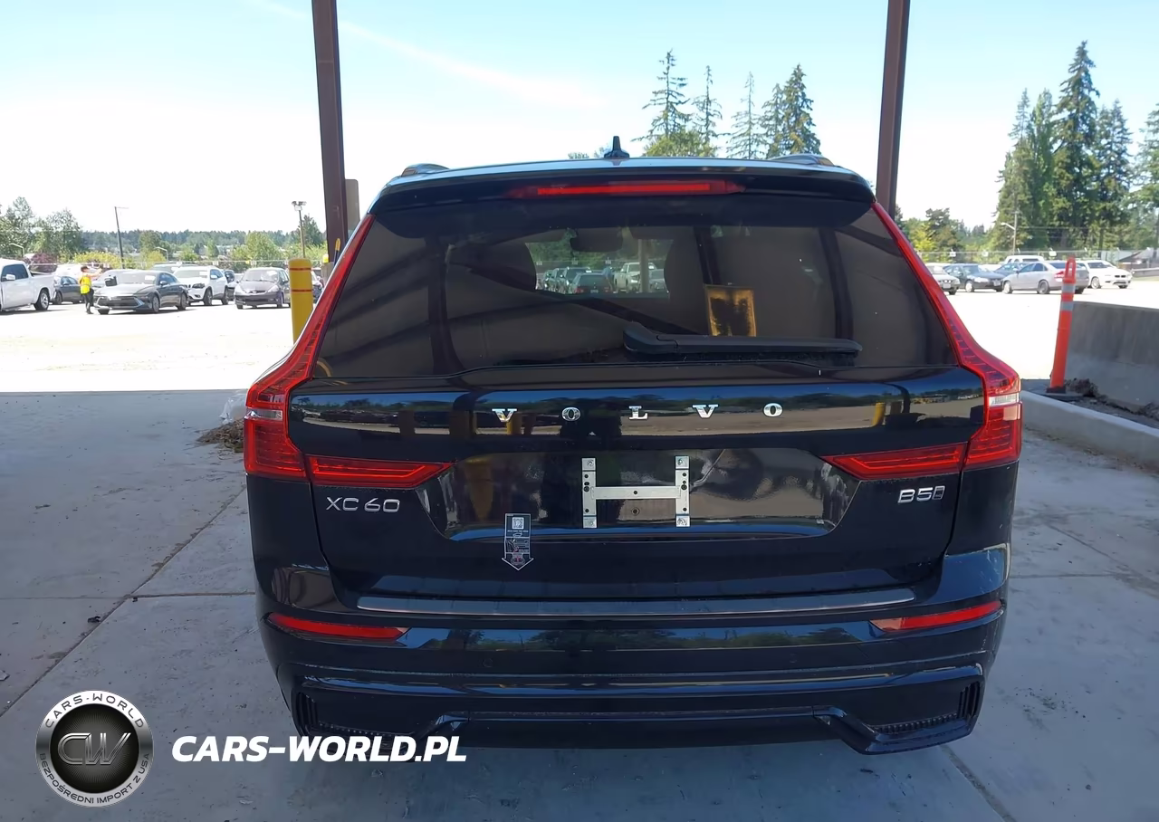 2024 Volvo Xc60 B5 Plus Dark Theme VIN:YV4L12RL0R1855997 - 16