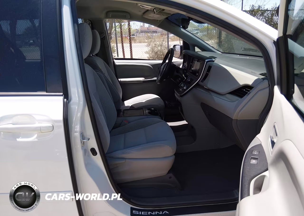 2020 Toyota Sienna Le VIN:5TDKZ3DC6LS049984 - 5