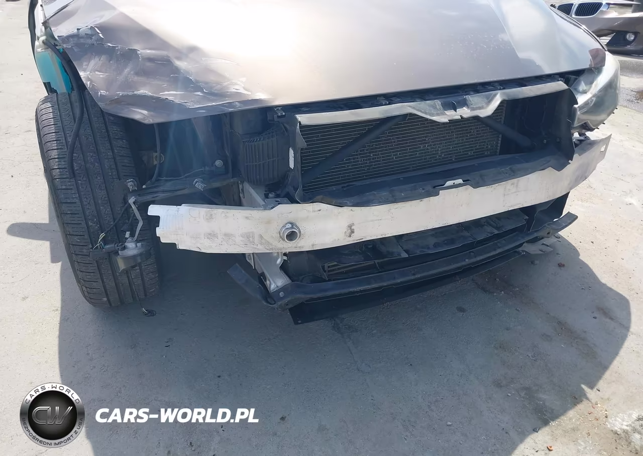2013 BMW 328I xDrive VIN:WBA3B3C56DF540498 - 13