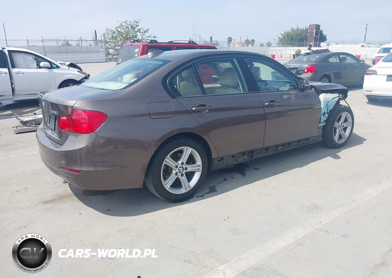 2013 BMW 328I xDrive VIN:WBA3B3C56DF540498 - 4
