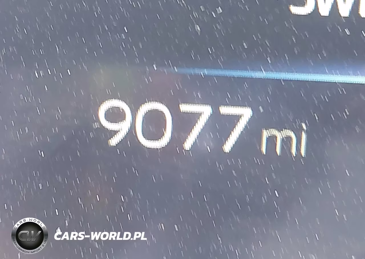 2025 Toyota Prius Le VIN:JTDACAAU5S3061655 - 15