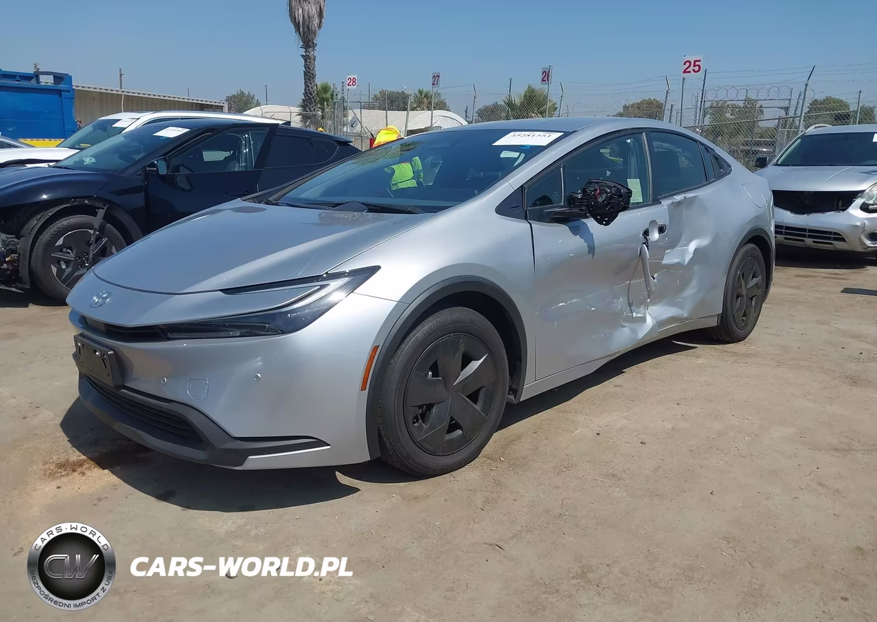 2025 Toyota Prius Le VIN:JTDACAAU5S3061655 - 2