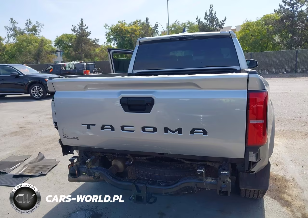 2025 Toyota Tacoma Trd Sport VIN:3TMLB5JN6SM186075 - 6