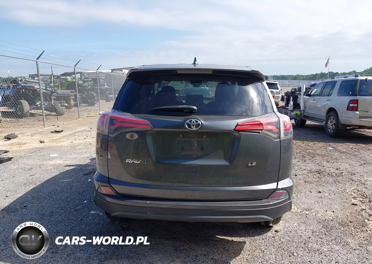 2018 Toyota Rav4 Le VIN:2T3ZFREV4JW459558 - 17