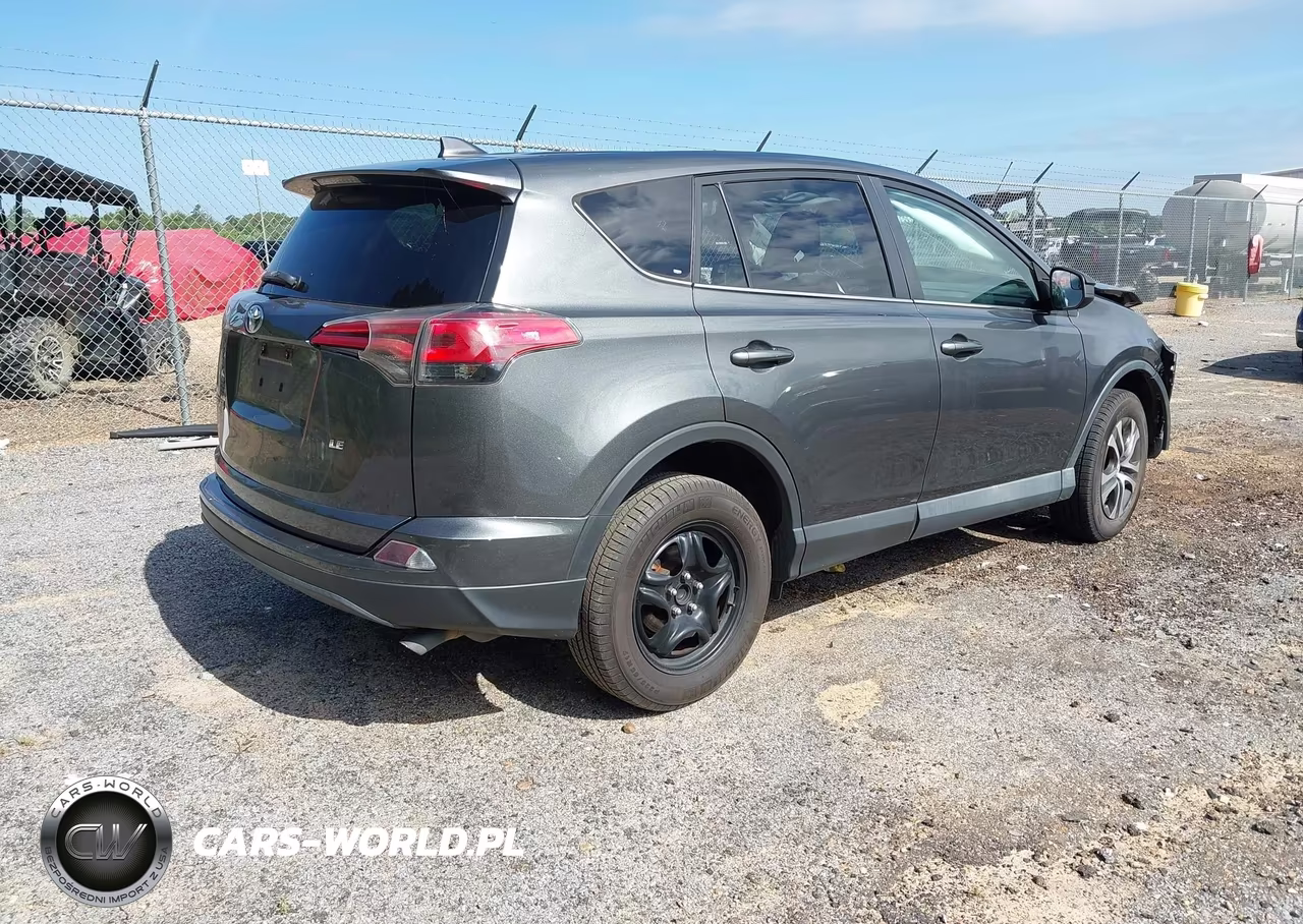 2018 Toyota Rav4 Le VIN:2T3ZFREV4JW459558 - 4