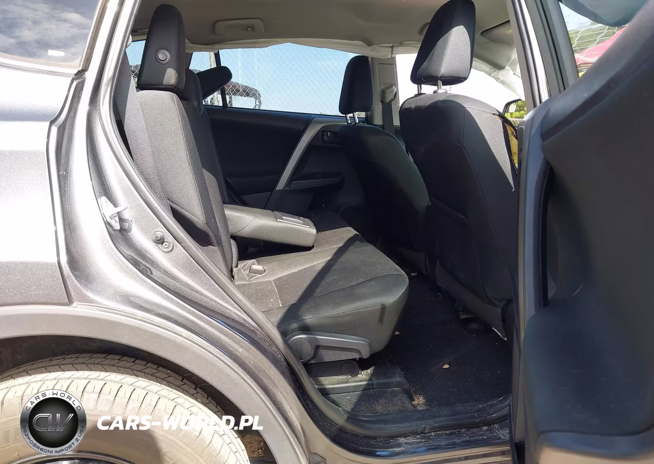 2018 Toyota Rav4 Le VIN:2T3ZFREV4JW459558 - 8