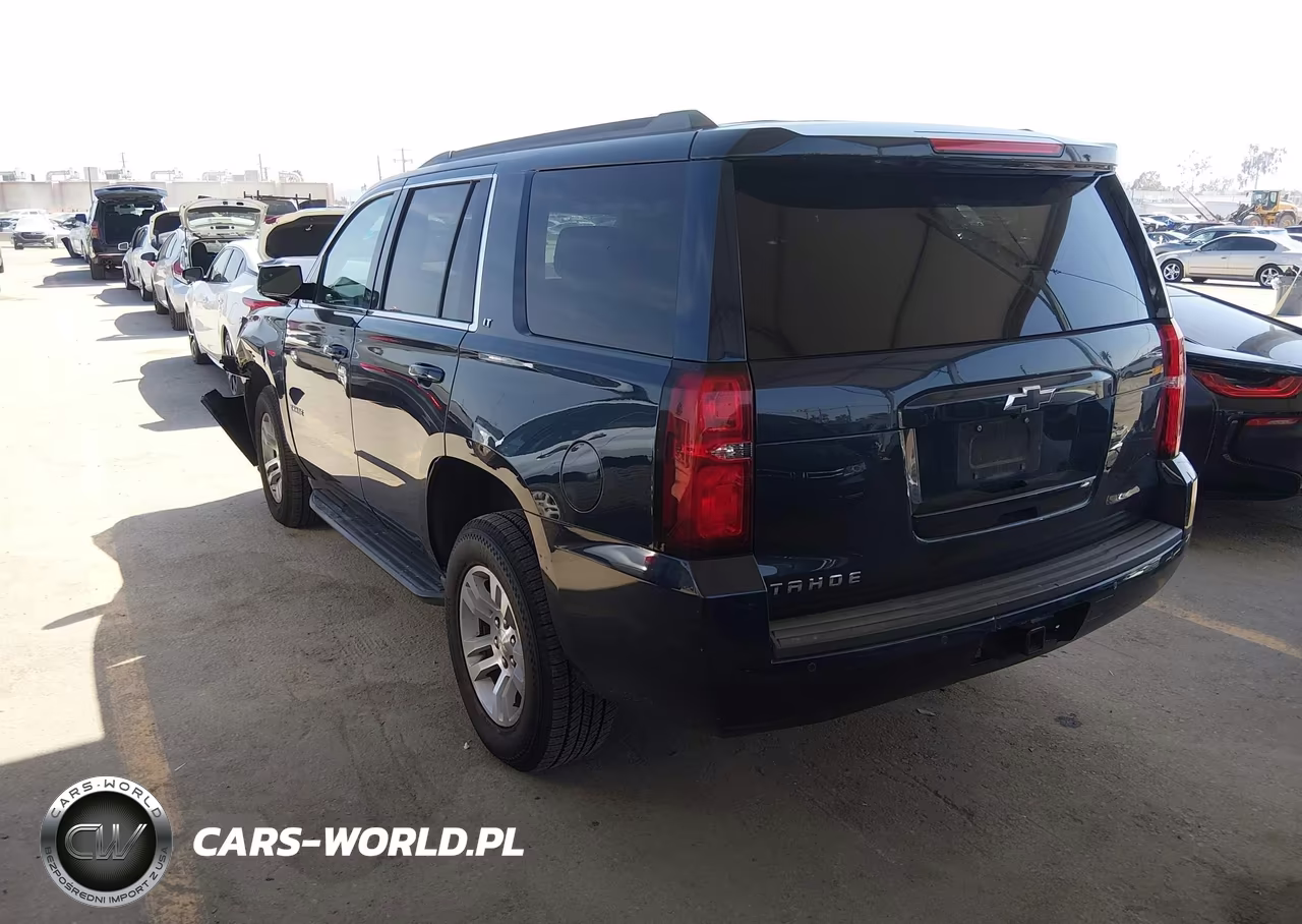 2017 Chevrolet Tahoe Lt VIN:1GNSCBKC2HR166652 - 3