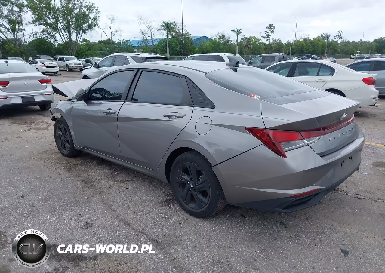 2023 Hyundai Elantra Sel VIN:KMHLM4AG7PU529240 - 3