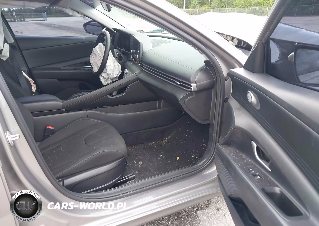 2023 Hyundai Elantra Sel VIN:KMHLM4AG7PU529240 - 5