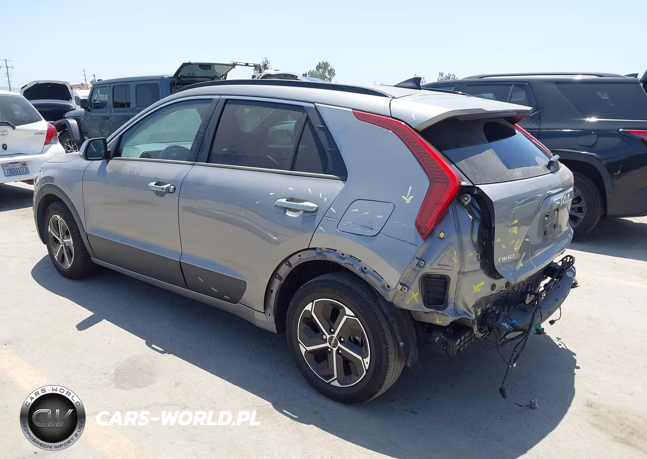 2023 Kia Niro Ex VIN:KNDCR3LE9P5057192 - 3