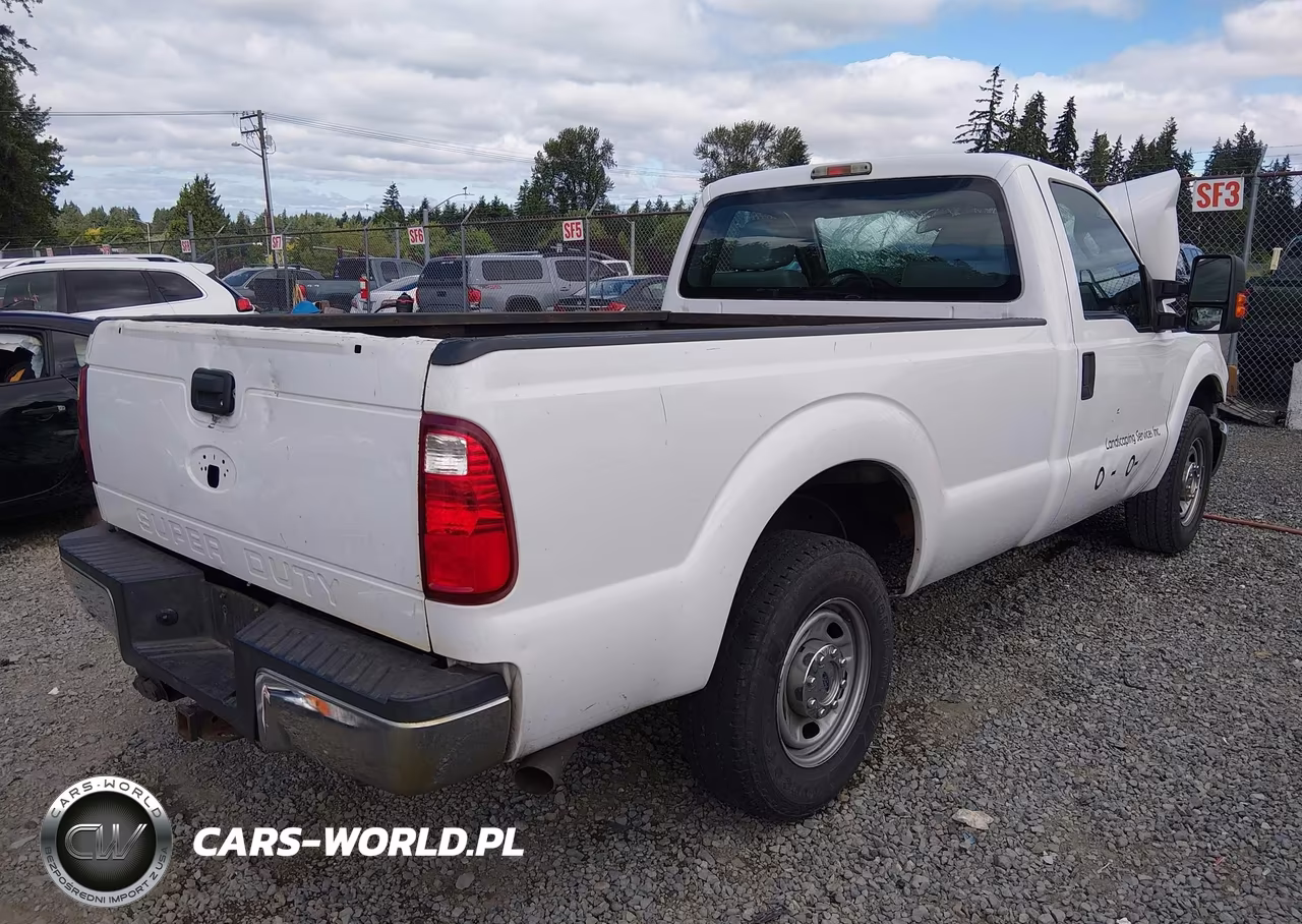 2016 Ford F-250 Xl VIN:1FTBF2A61GEB44613 - 4