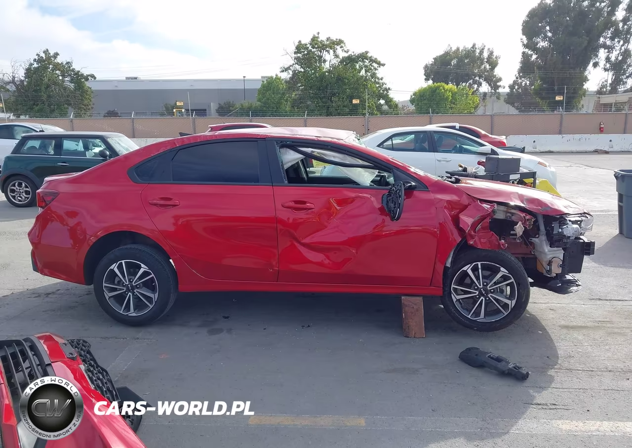 2023 Kia Forte Lxs VIN:3KPF24AD2PE611114 - 14