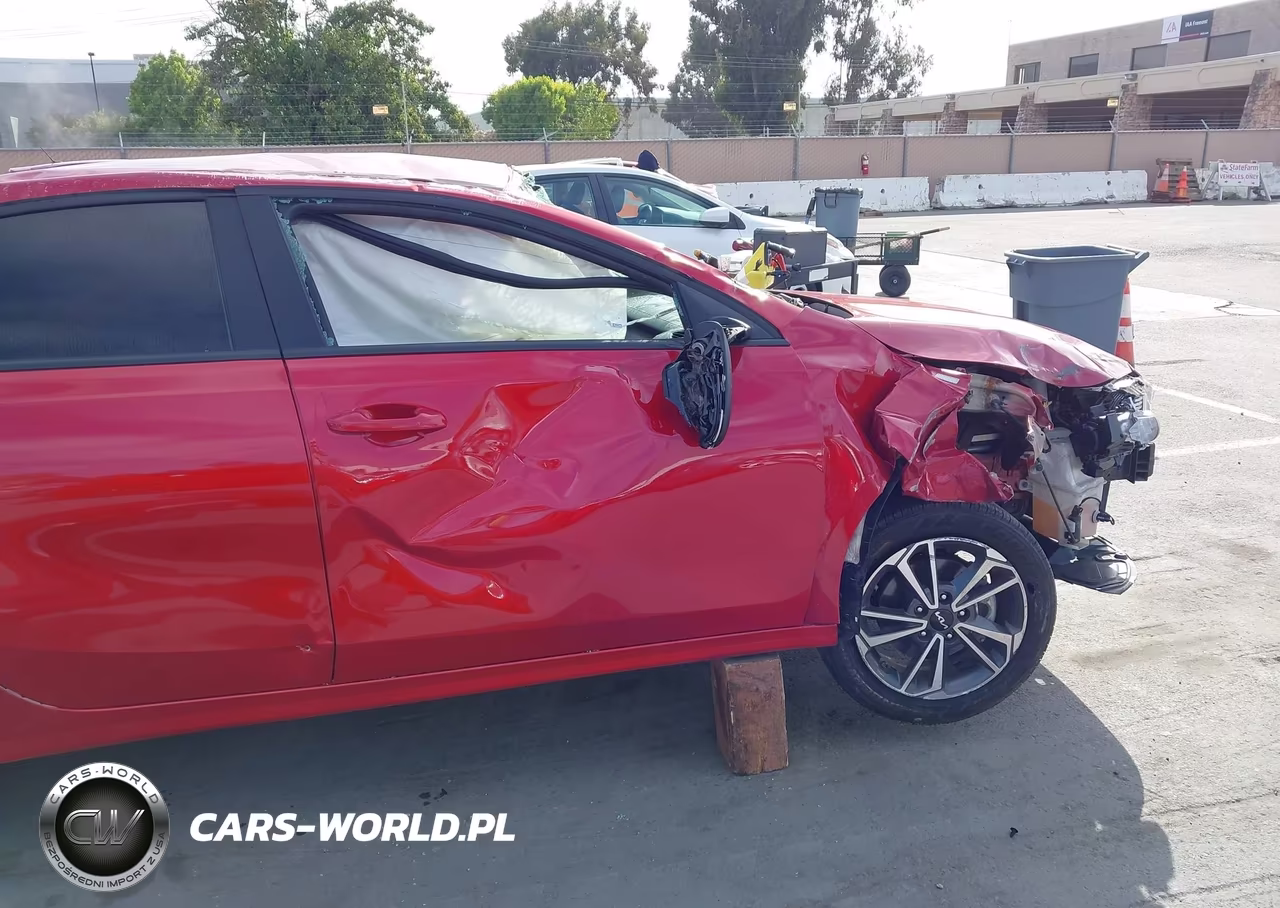 2023 Kia Forte Lxs VIN:3KPF24AD2PE611114 - 18