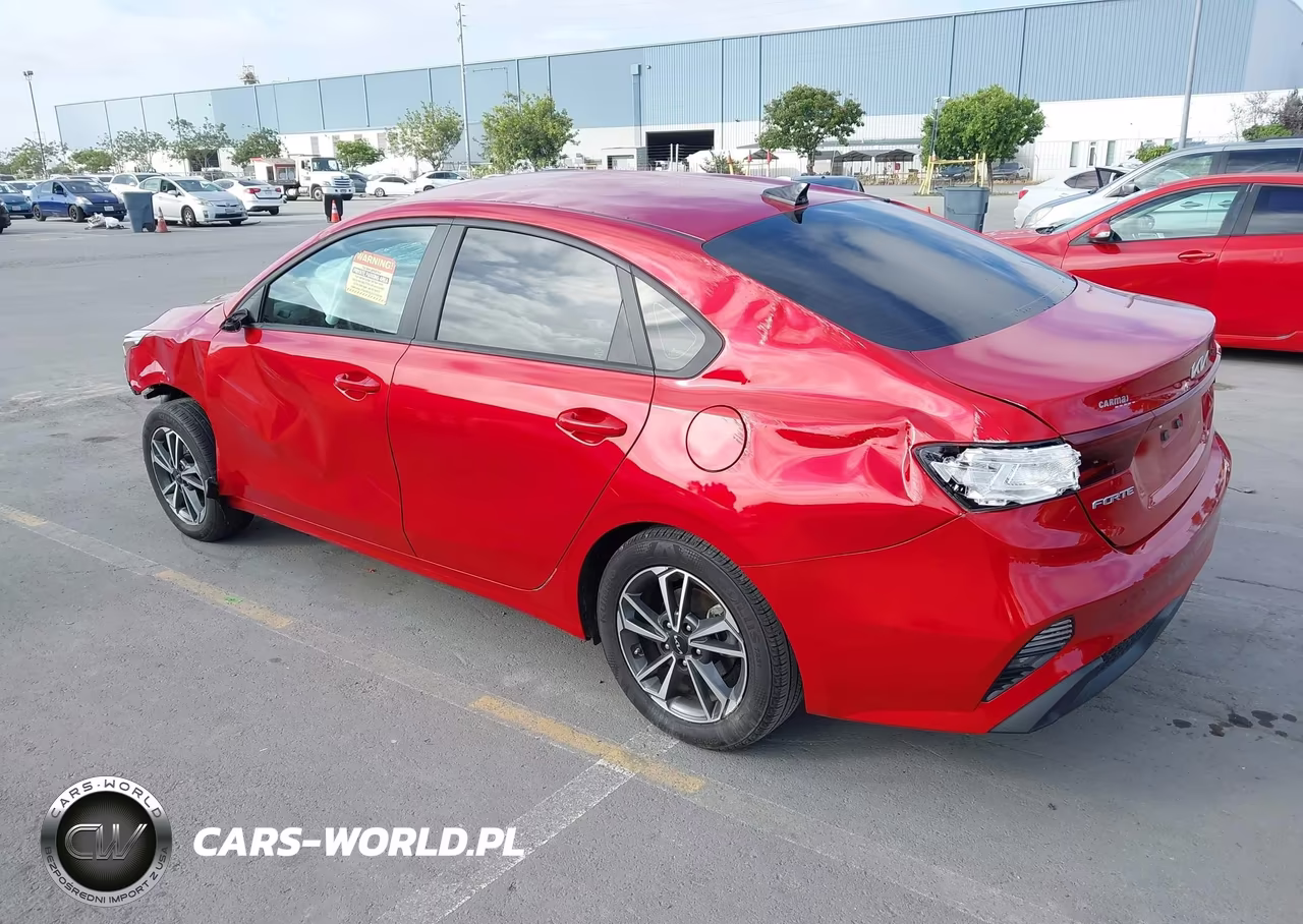 2023 Kia Forte Lxs VIN:3KPF24AD2PE611114 - 3