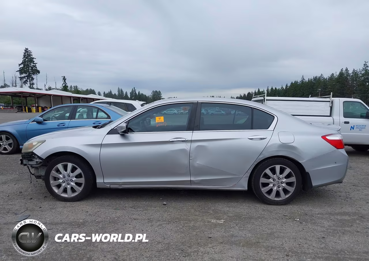 2013 Honda Accord Sport VIN:1HGCR2F54DA111234 - 14