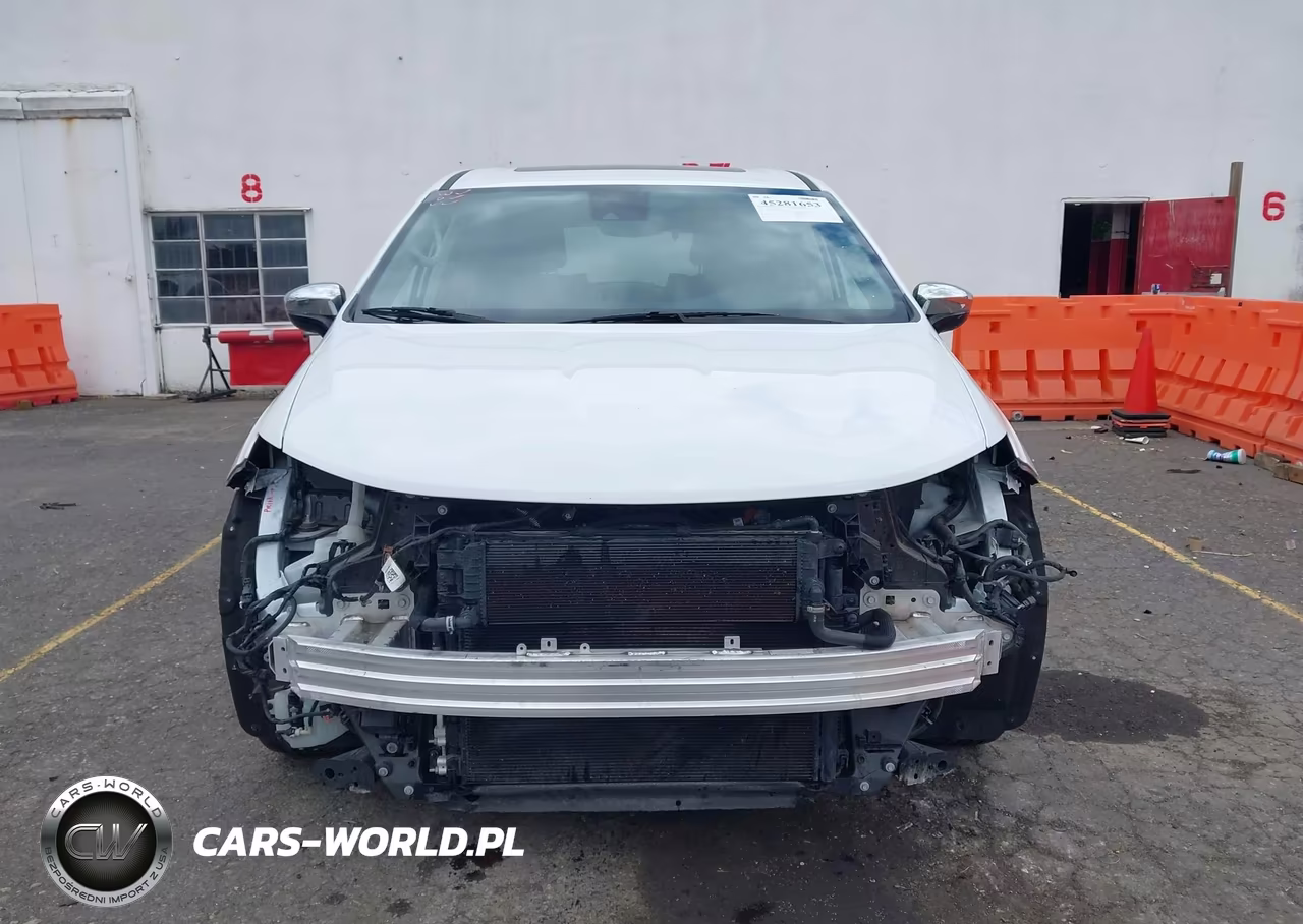 2023 Chrysler Pacifica Hybrid Limited VIN:2C4RC1S72PR542053 - 6